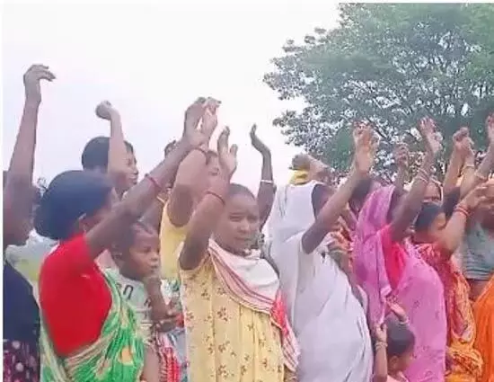 असम बिश्वनाथ में ऐतिहासिक खेल के मैदान पर स्कूल के निर्माण के खिलाफ स्थानीय लोगों का विरोध