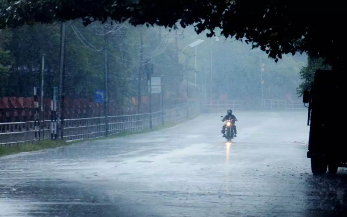 कर्नाटक में तीन दिनों तक भारी बारिश का अनुमान, ऑरेंज अलर्ट