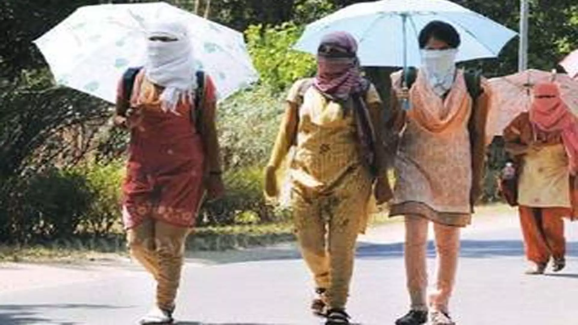 यूपी में भीषण गर्मी, कानपुर और आगरा में तापमान 47 डिग्री के पार