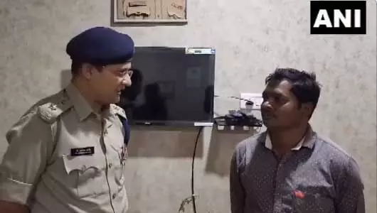 कलम के सामने फीका है AK47 भी, IPS अभिषेक पल्लव का वीडियो