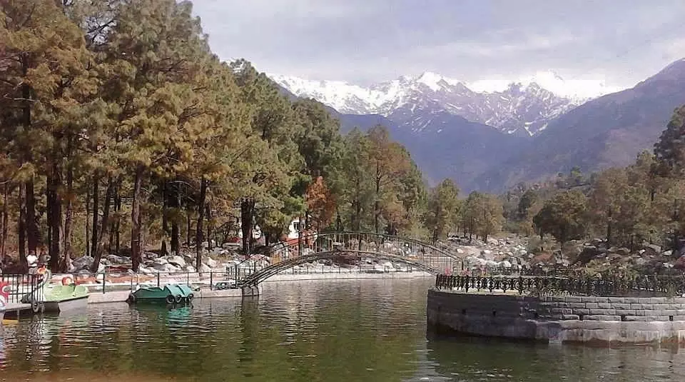 पर्यटकों के जम्मू-कश्मीर की ओर रुख करने से हिमाचल प्रदेश के हॉटस्पॉट होते हैं प्रभावित
