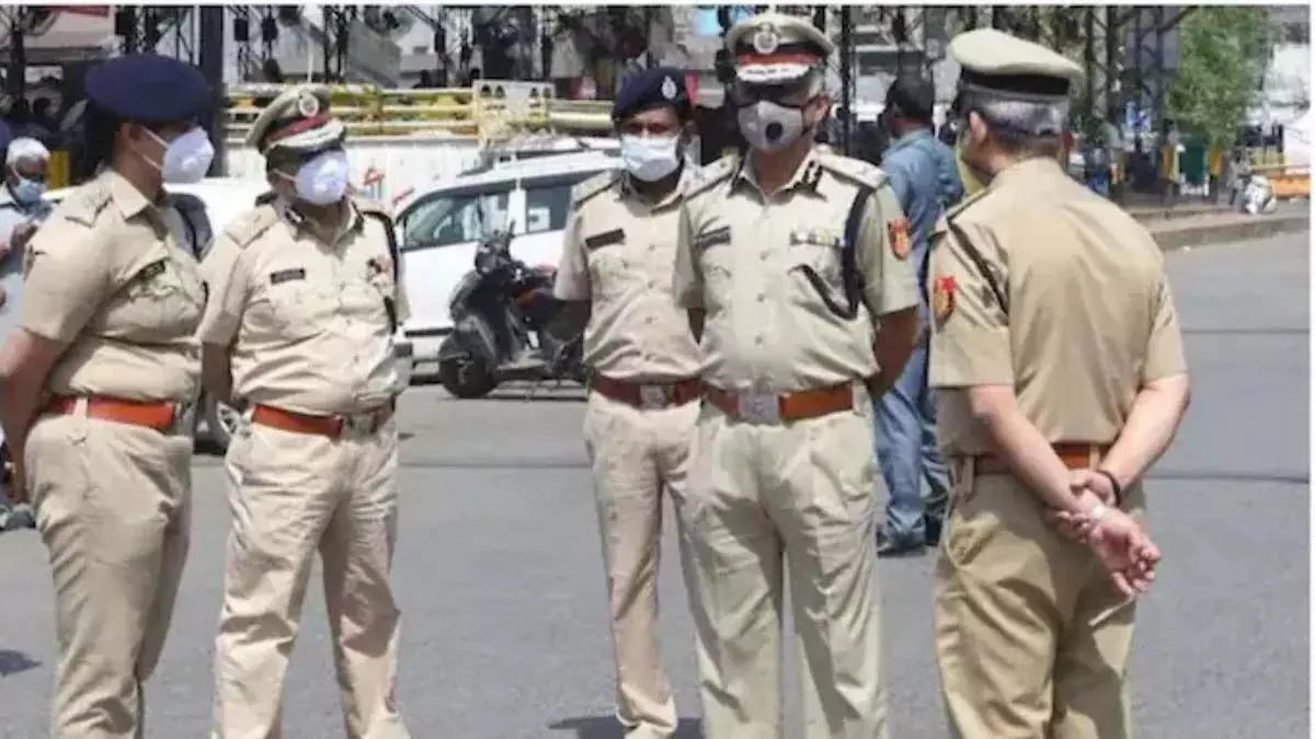 दिल्ली में करोड़ों की धोखाधड़ी के कई मामलों में शामिल पति-पत्नी गिरफ्तार