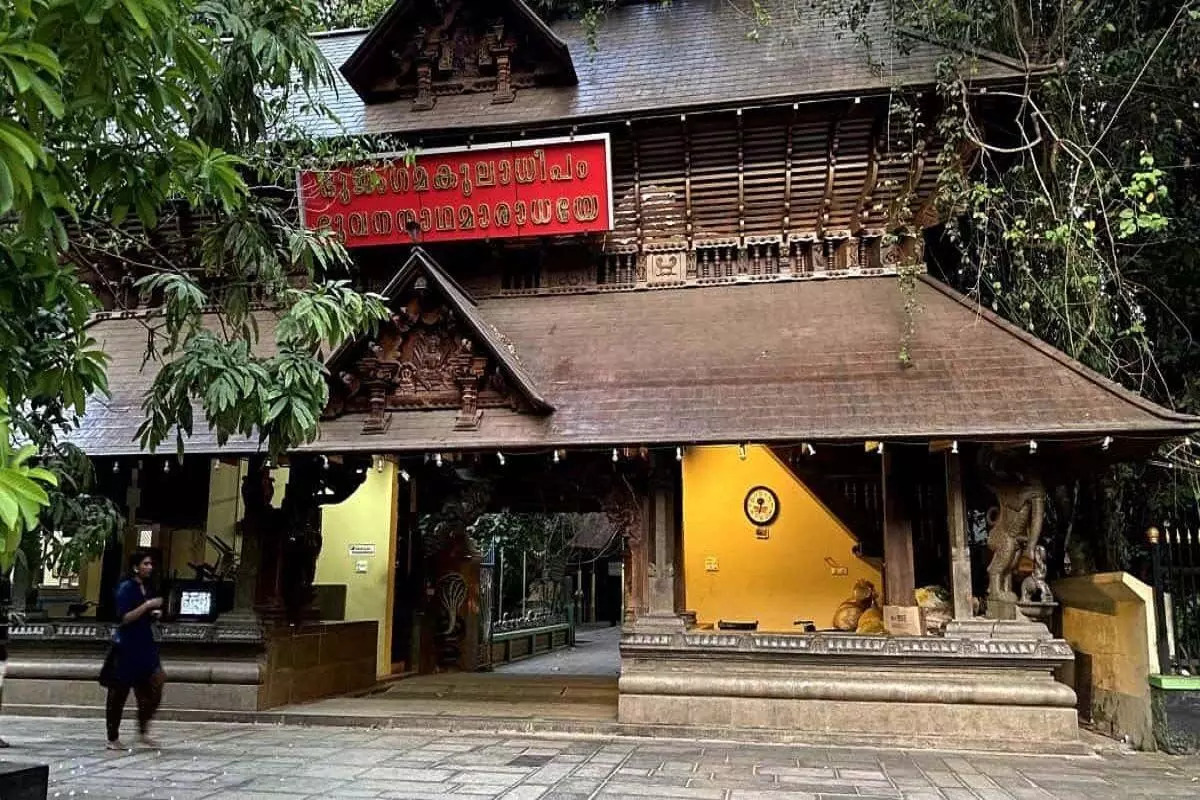 केरल के मशहूर मंदिरों में से एक है श्री नागराज मंदिर, जानें इतिहास