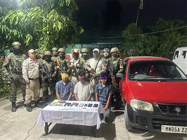 मणिपुर: सेना ने कांगलेइपाक कम्युनिस्ट पार्टी के तीन सशस्त्र कैडरों को पकड़ा