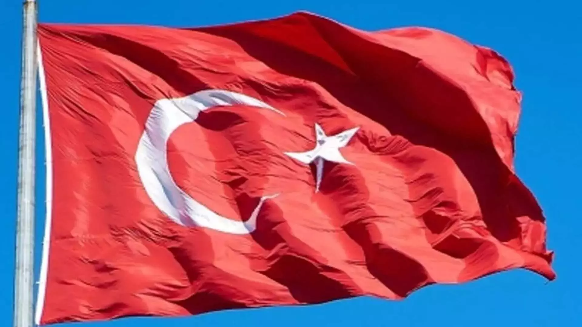 विपक्ष की आलोचना के बावजूद तुर्की विदेशी प्रभाव कानून पर विचार कर रहा