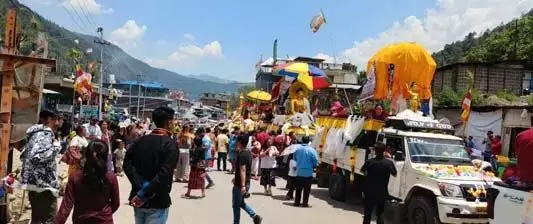 बुद्ध पूर्णिमा के अवसर पर एसएसएस द्वारा जुलूस का आयोजन किया गया