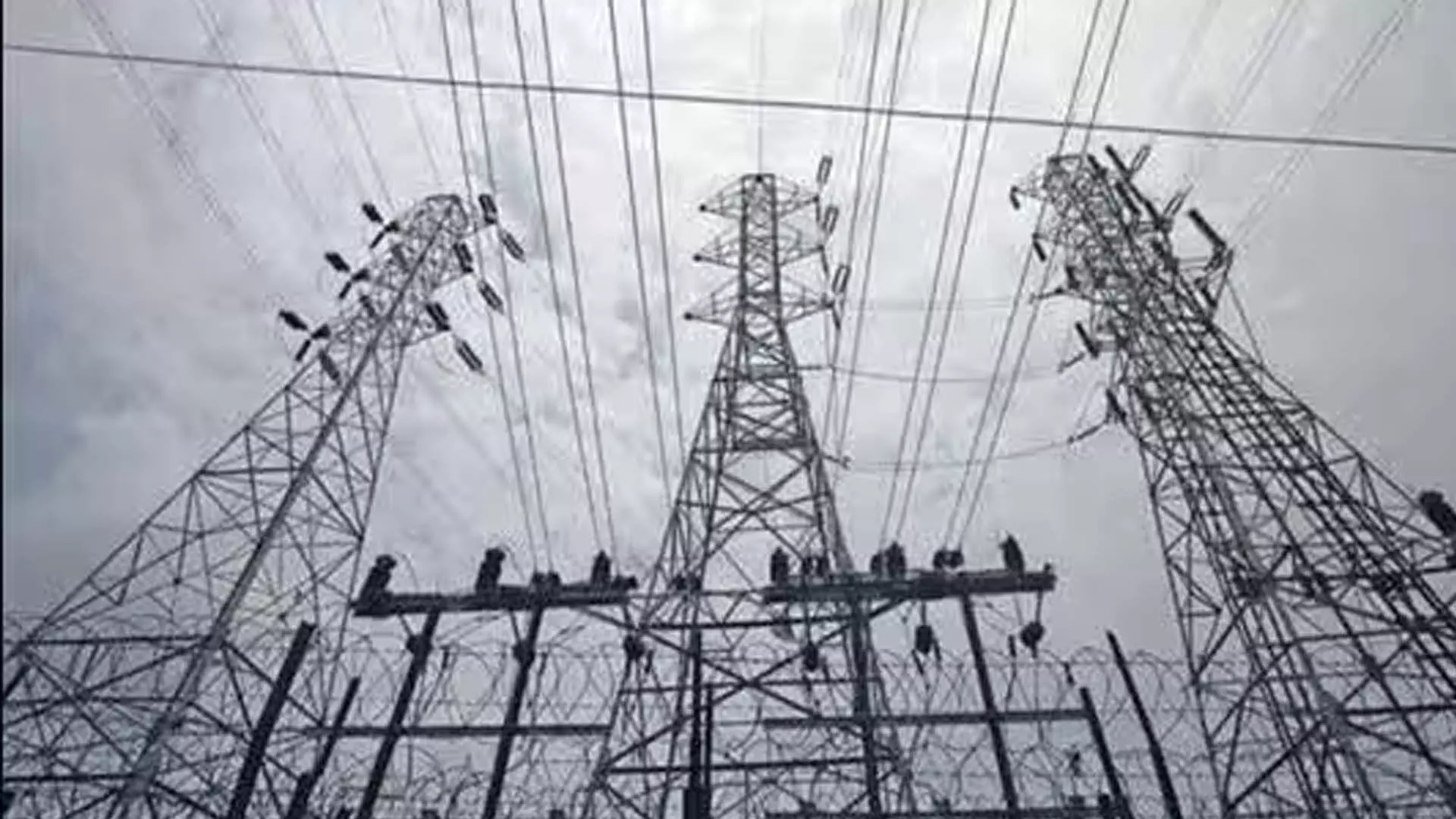 22 दिनों में नोएडा की बिजली मांग 478.4MW बढ़ी