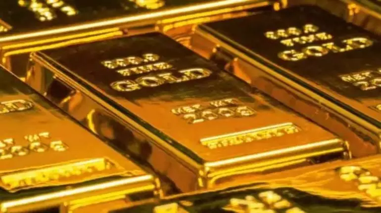 भारत में आज 24 कैरेट सोने की कीमत 1090 रुपये कम हो गई
