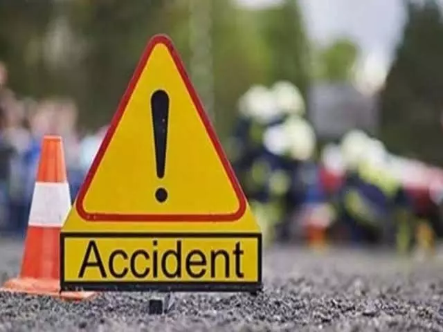 मीरजापुर में वाहन की टक्कर से बाइक सवार दो की मौत, दो घायल