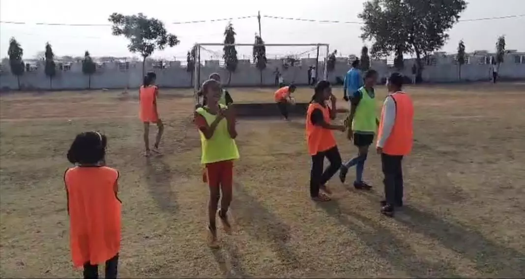 समर कैंप: सरोजनी फुटबाल बना एक गोल से  विजेता,दर्शकों ने खिलाड़ियों का किया उत्साहवर्धन