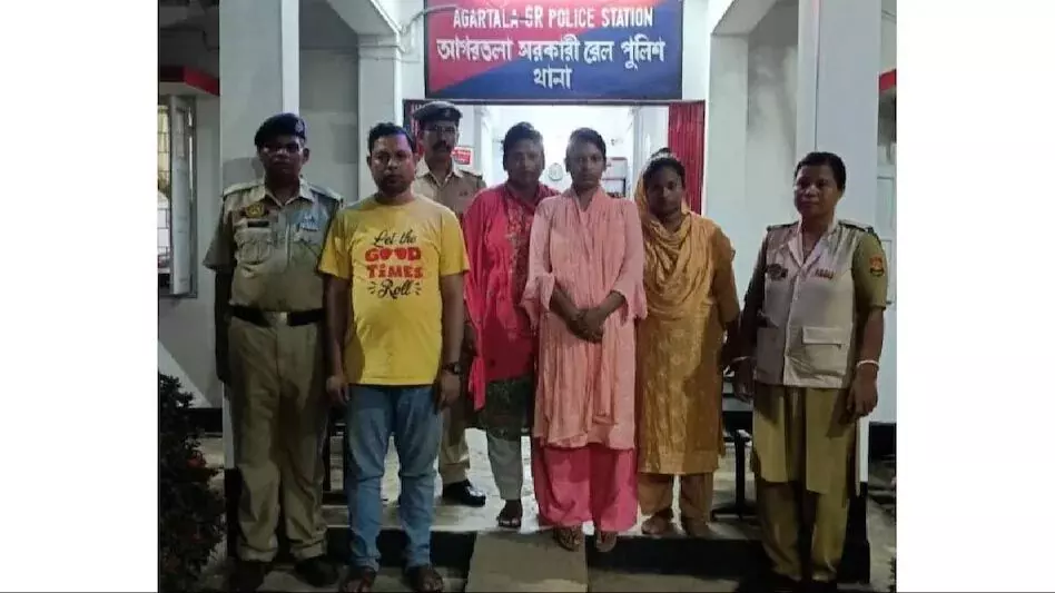 त्रिपुरा में अवैध रूप से प्रवेश करने पर 3 बांग्लादेशी, 1 भारतीय सहयोगी गिरफ्तार