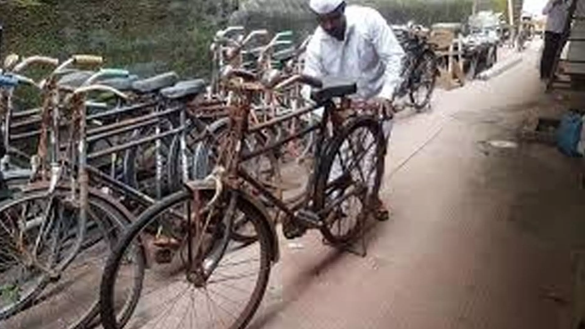 बीएमसी ने डब्बावालों के लिए साइकिल पार्क करने की जगह तय की