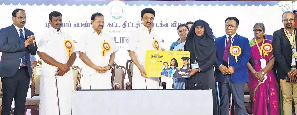 तमिलनाडु कामकाजी महिलाओं के लिए 35 करोड़ रुपये से छात्रावास बनाएगा