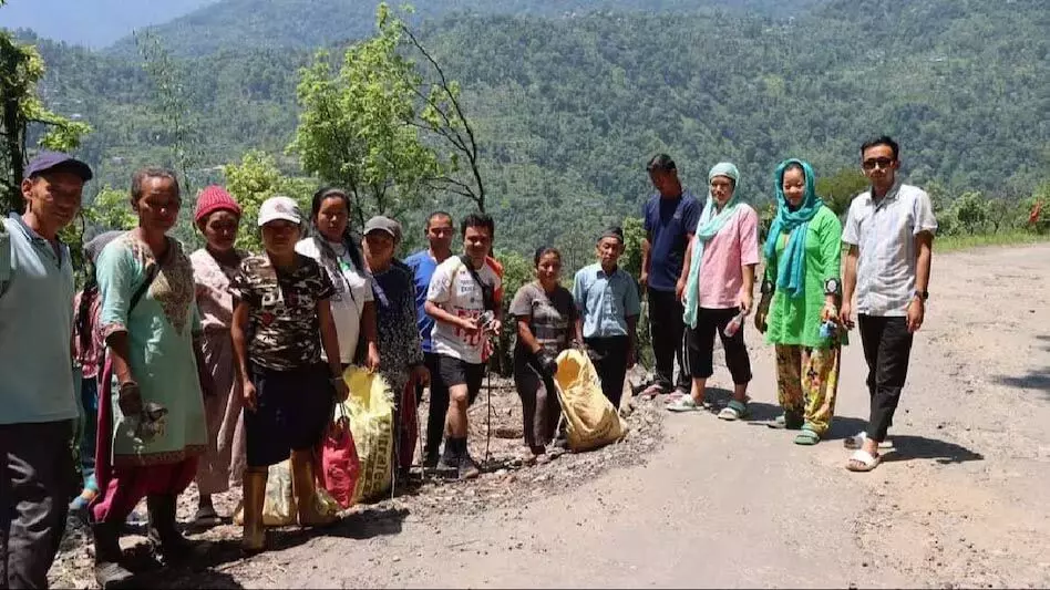 सिक्किम महामारी की रोकथाम के लिए ग्यालशिंग में प्री-मानसून सफाई अभियान चलाया