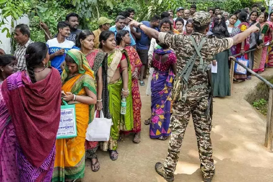 अभिजीत गंगोपाध्याय को मतदान के दौरान विरोध का सामना करना पड़ा: तमलुक में मतदान की पूर्व संध्या पर टीएमसी नेता की हत्या