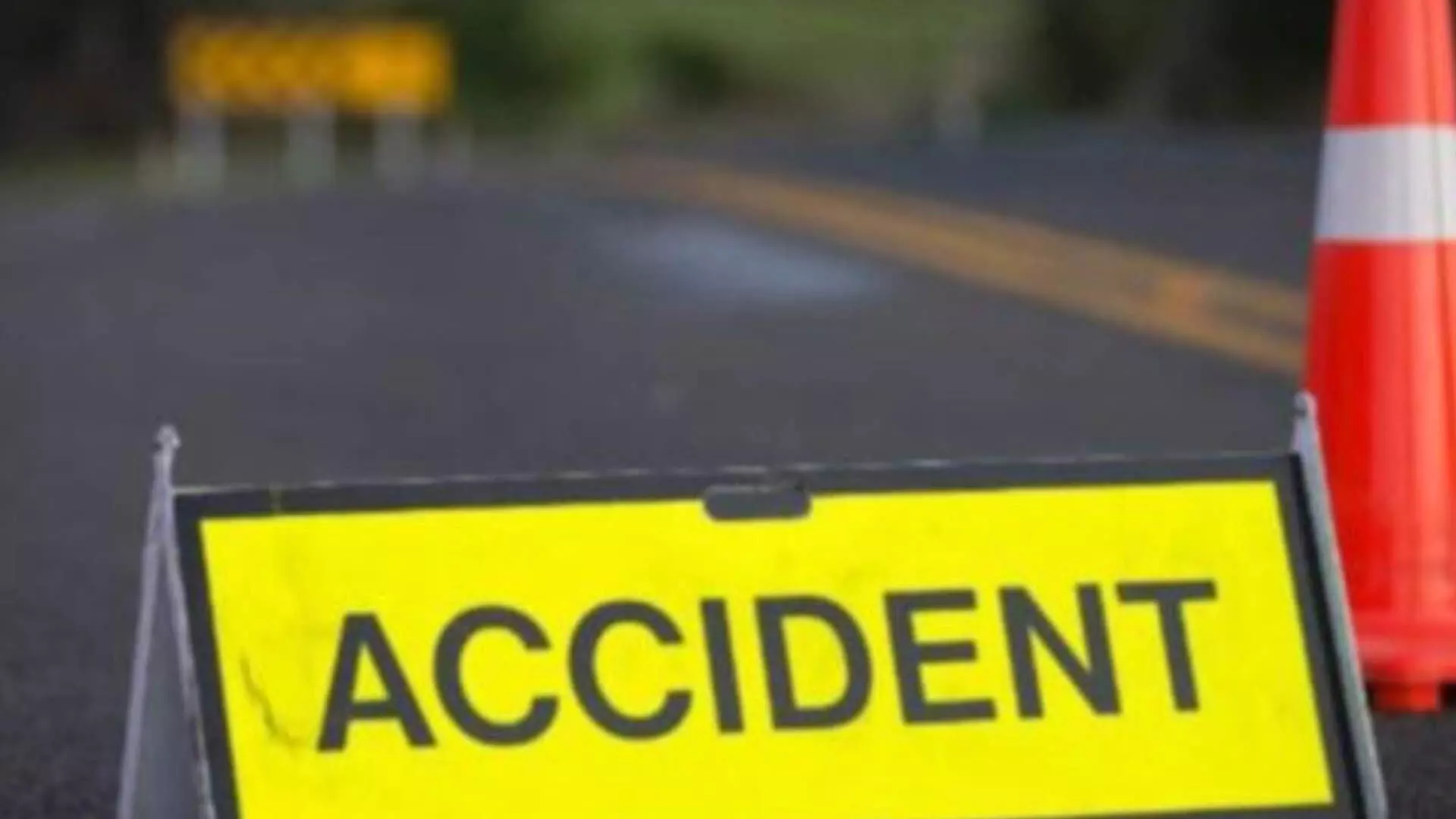 बारीपदा सड़क दुर्घटना में एक व्यक्ति की मौत, 8 घायल