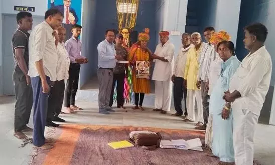 देवली में वाल्मीकि समाज की बैठक में प्रतिभाओं का किया गया सम्मान