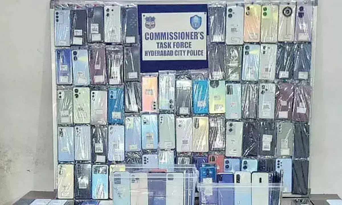 हैदराबाद: पुलिस ने स्मार्टफोन चोरों को किया मात, 713 स्मार्टफोन जब्त