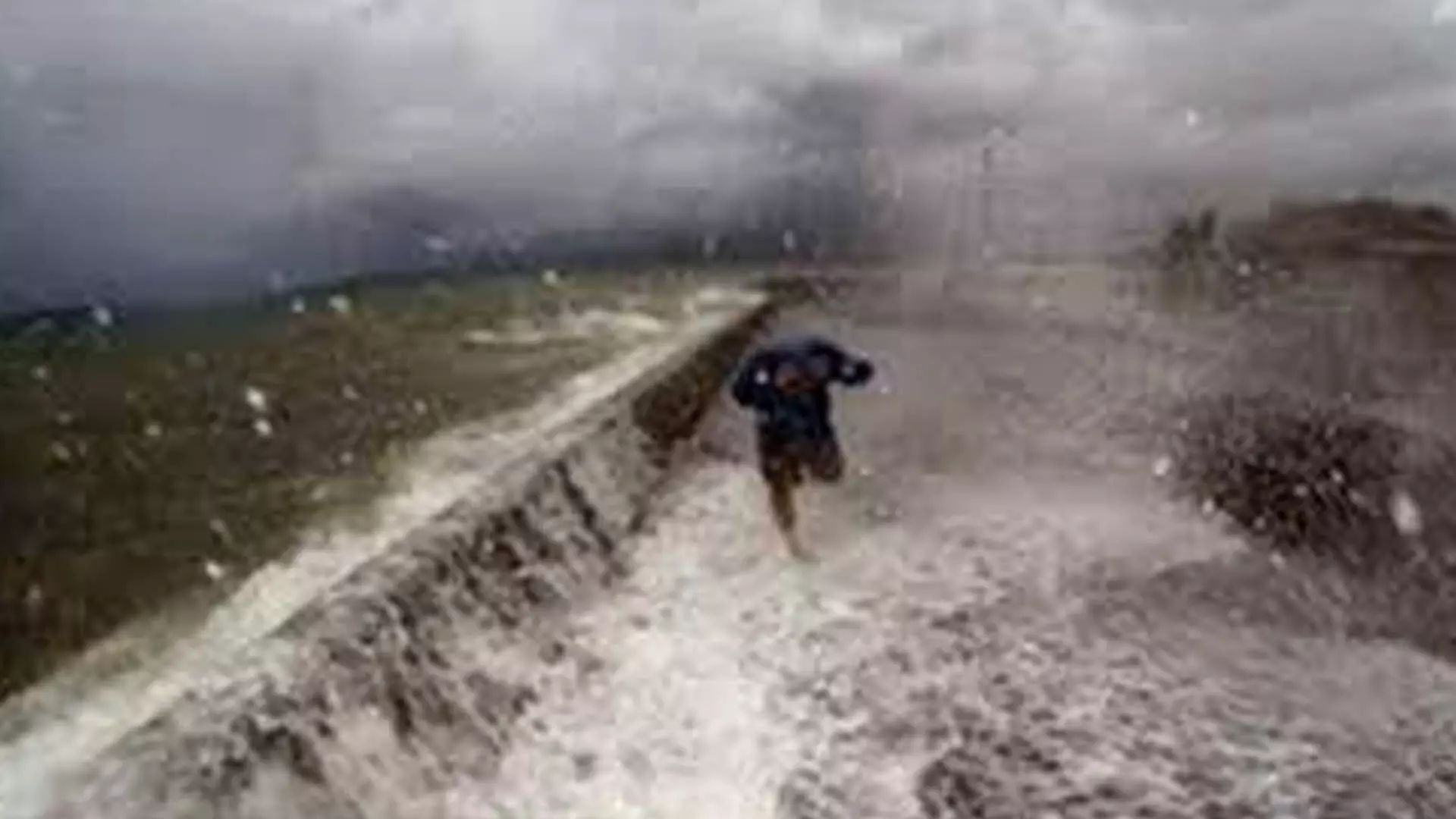 फिलीपींस में तूफान से 3 लोगो की मौत