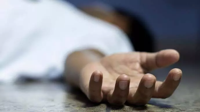 महाराष्ट्र के ठाणे में 17 वर्षीय किशोर की गला घोंटकर और चाकू मारकर की गयी हत्या