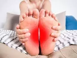 ब्लड सर्कुलेशन की वजह से है पैरों में दर्द, करें यह एक्सरसाइज