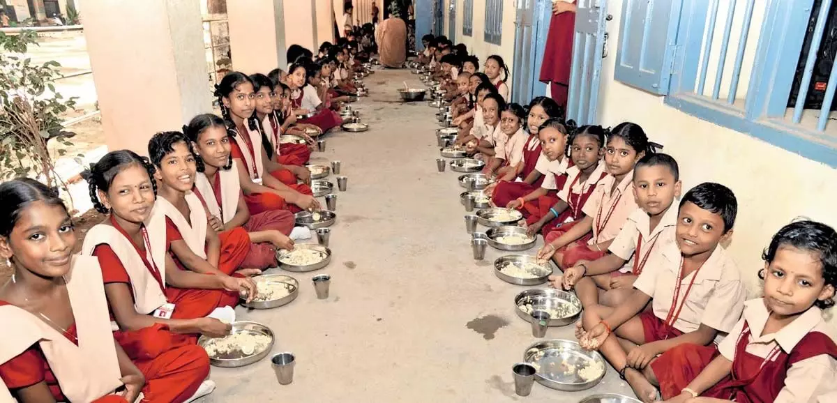 तमिलनाडु के विशेष स्कूलों में मध्यान्ह भोजन योजना का विस्तार, 8,000 छात्र लाभान्वित होंगे