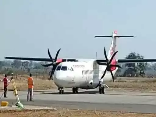 बिलासपुर पहुंचे हवाई यात्रियों ने किया हंगामा, दिल्ली में लगेज छोड़ने के आरोप