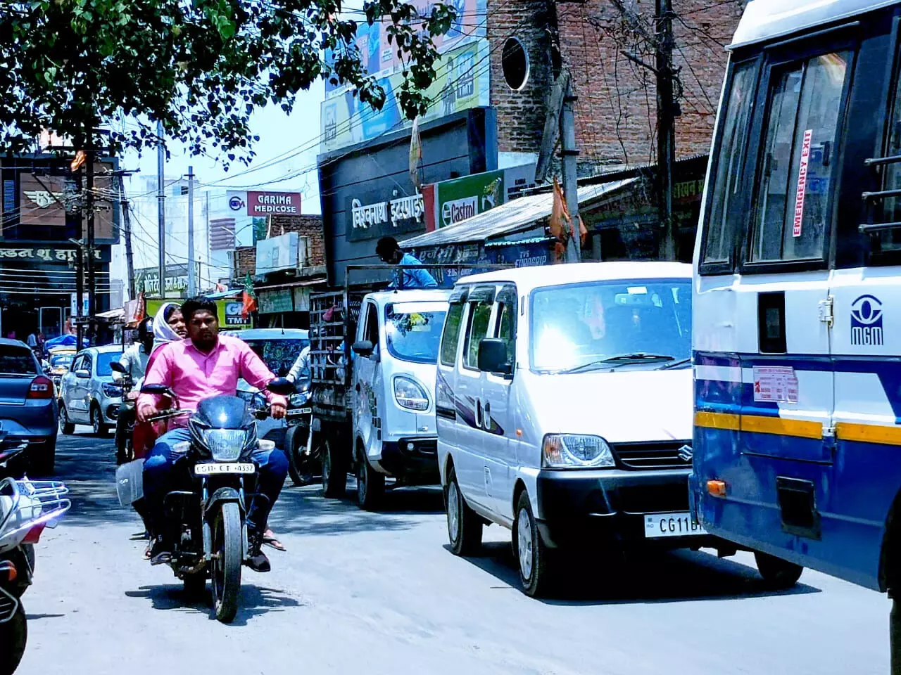 ट्रैफिक व्यवस्था सुधारने शिवरीनारायण नगर में नहीं चल रही मुहिम