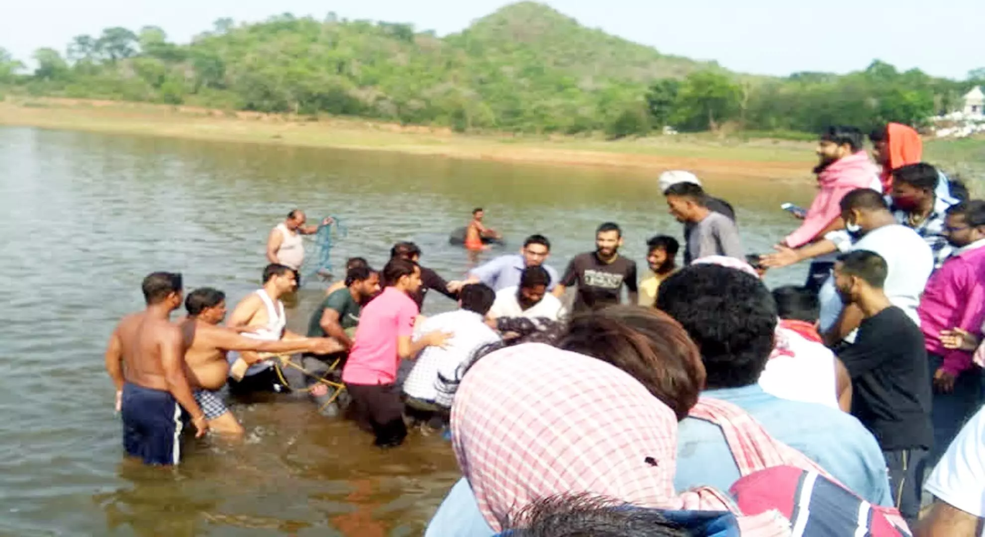 धनबाद के युवक की तोपचांची झील में डूबने से मौत