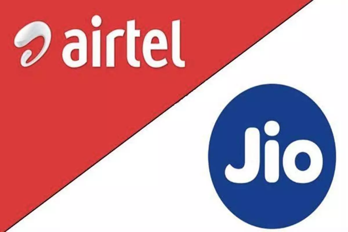 Jio vs Airtel: किसका सलाना प्लान है बैहतर