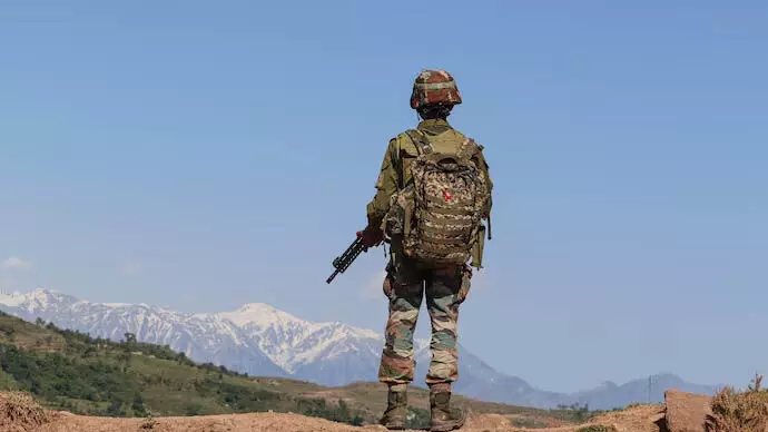 जम्मू-कश्मीर पुलिस के साथ सैन्यकर्मियों की झड़प, 3 लेफ्टिनेंट कर्नलों के खिलाफ मामला दर्ज