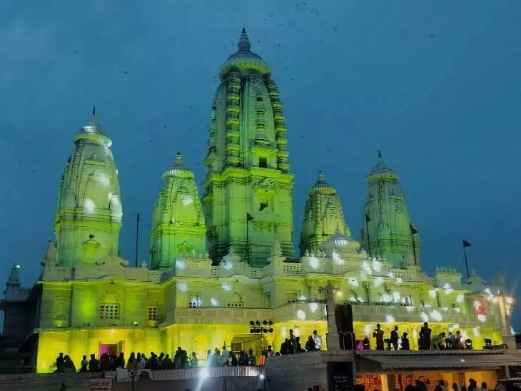 सपनों की नगरी मुंबई जानी जाती हैं इन भव्य मंदिरों के लिए