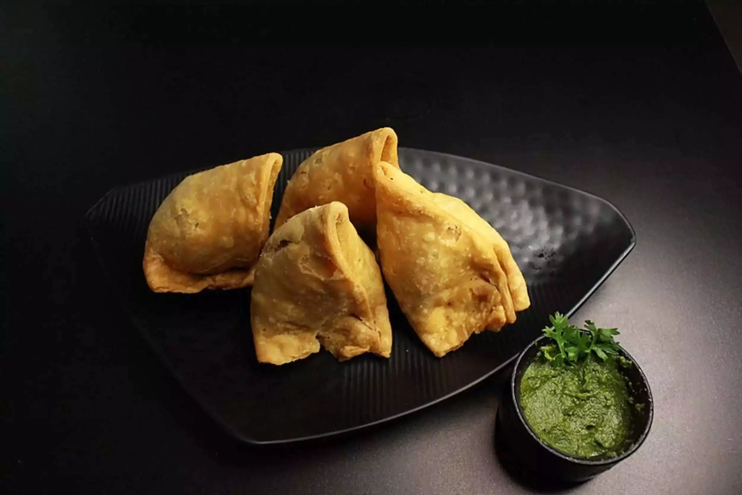 samosa recipe : इस वीकेंड को बनाएं समोसा