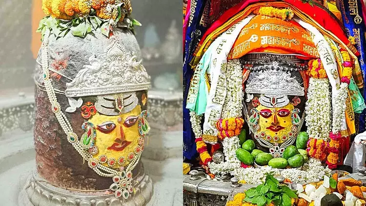 Ujjain  : आंकड़े की माला भस्म आरती में नया मुकुट पहनकर सजे  महाकाल आम का लगा भोग