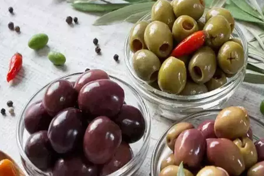 Olive: प्राचीन फलों में से एक है जैतून फ्रूट्स