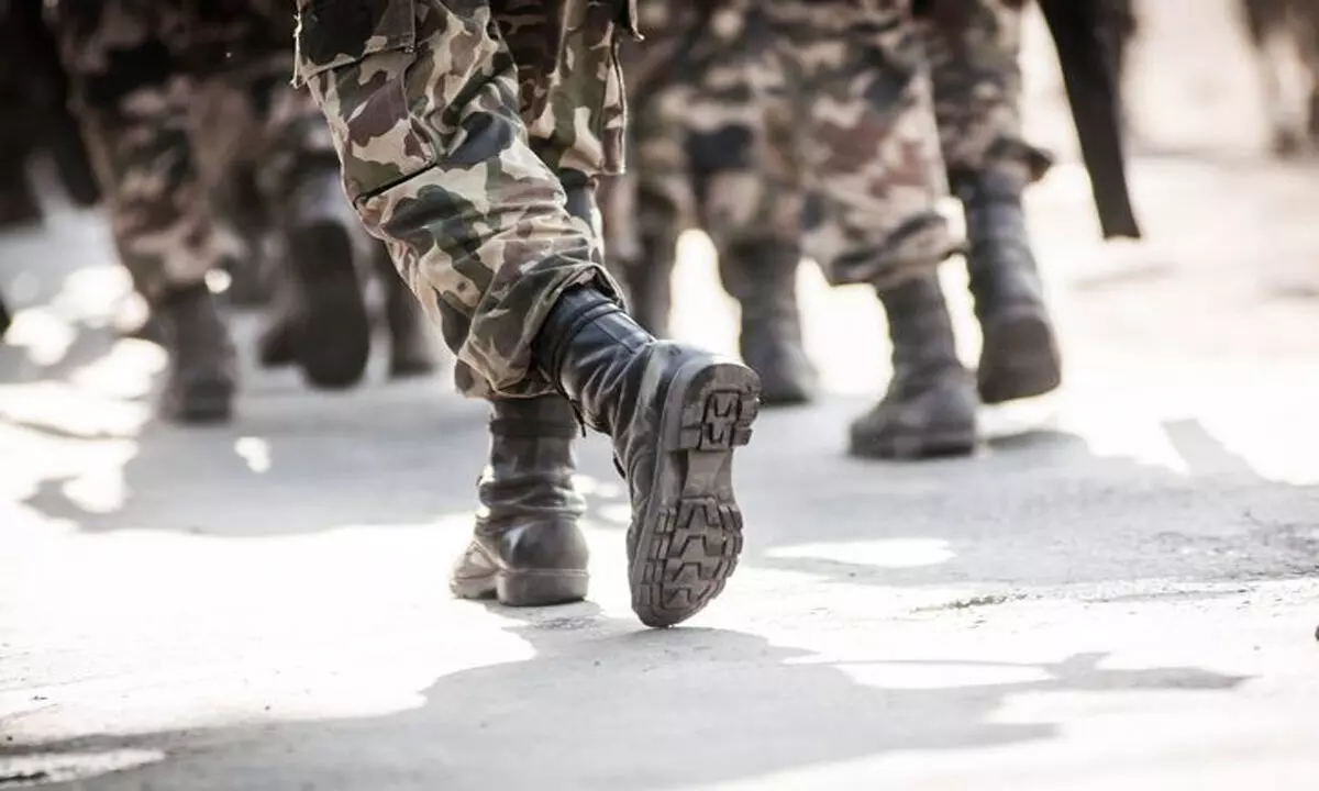 J & K NEWS:  सेना और पुलिस के बीच झड़प, अधिकारी कुपवाड़ा में जायजा लेंगे