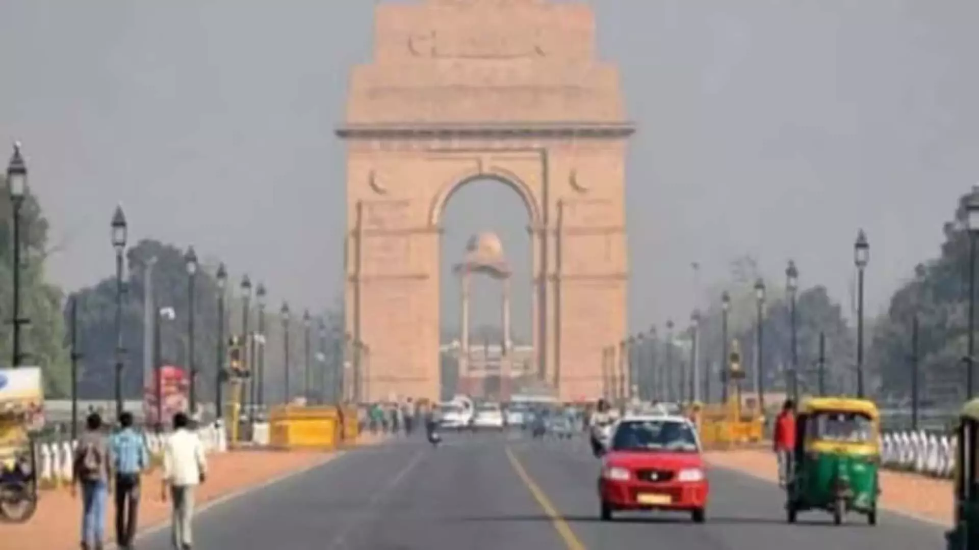 Delhi temperature: दिल्ली का तापमान 33.95 °C पर गर्म शुरुआत