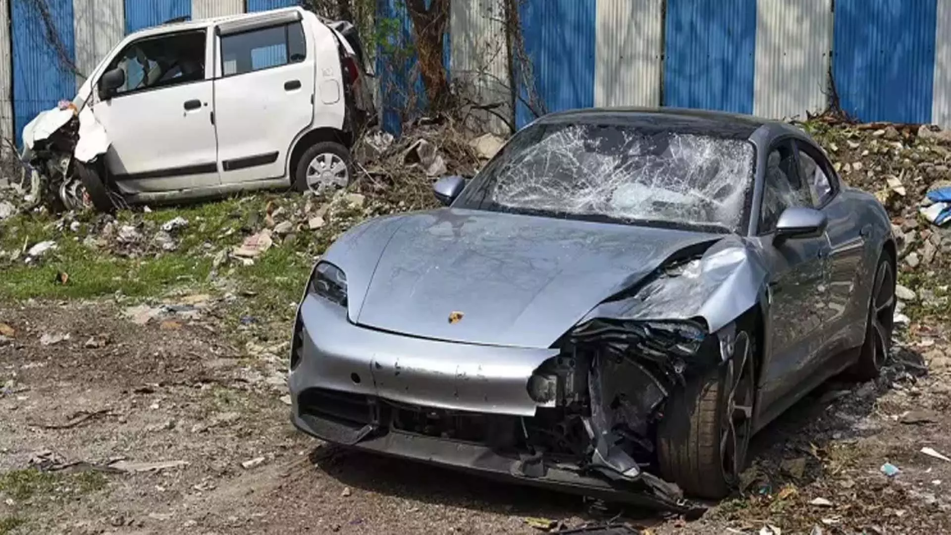 Porsche crash:  पुलिस ने रक्त के नमूने की अदला-बदली मामले में आरोपी नाबालिग की मां को गिरफ्तार किया