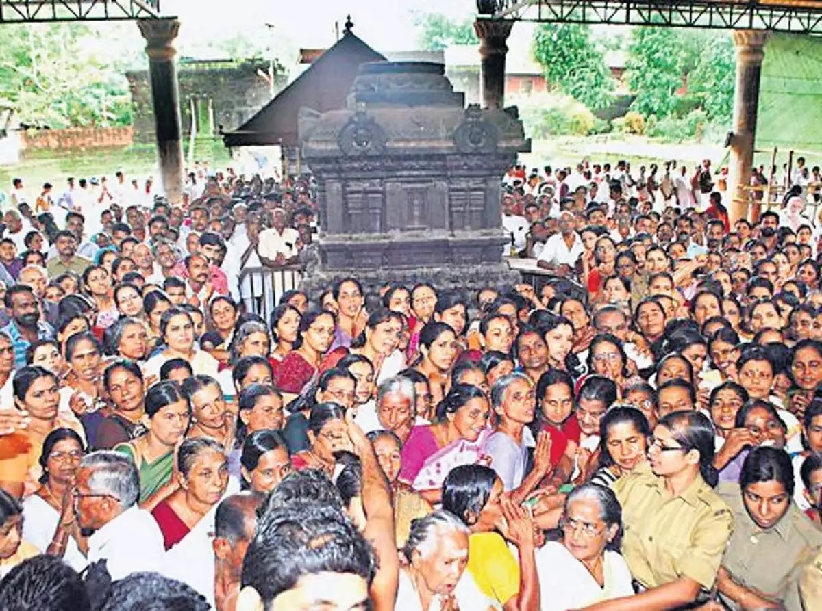 Kerala News: मंदिर प्रशासन ने कहा, कर्नाटक सरकार या मंत्रियों को निशाना बनाकर कोई अनुष्ठान नहीं किया जा रहा
