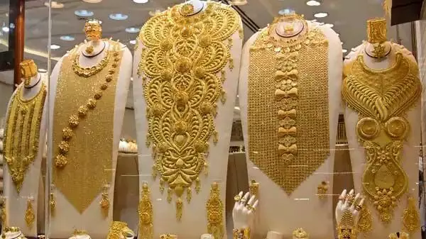 Expensive jewelry: अपने महंगे आभूषणों को ऐसे सहेजकर रखें