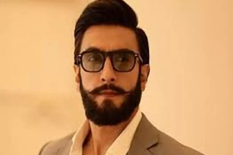 Ranveer Singh: रणवीर सिंह को पत्नी नहीं पार्टी से है प्यार अनंत अम्बानी प्री वेडिंग पर आएं