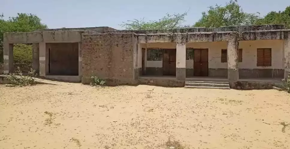 Rajsamand स्कूल भवन की मरम्मत में लीपापोती का आरोप, आक्रोश