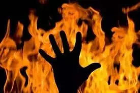 Khandwa News: घासलेट डालकर पत्नी को जिंदा जलाया, हत्यारे  को आजीवन कारावास