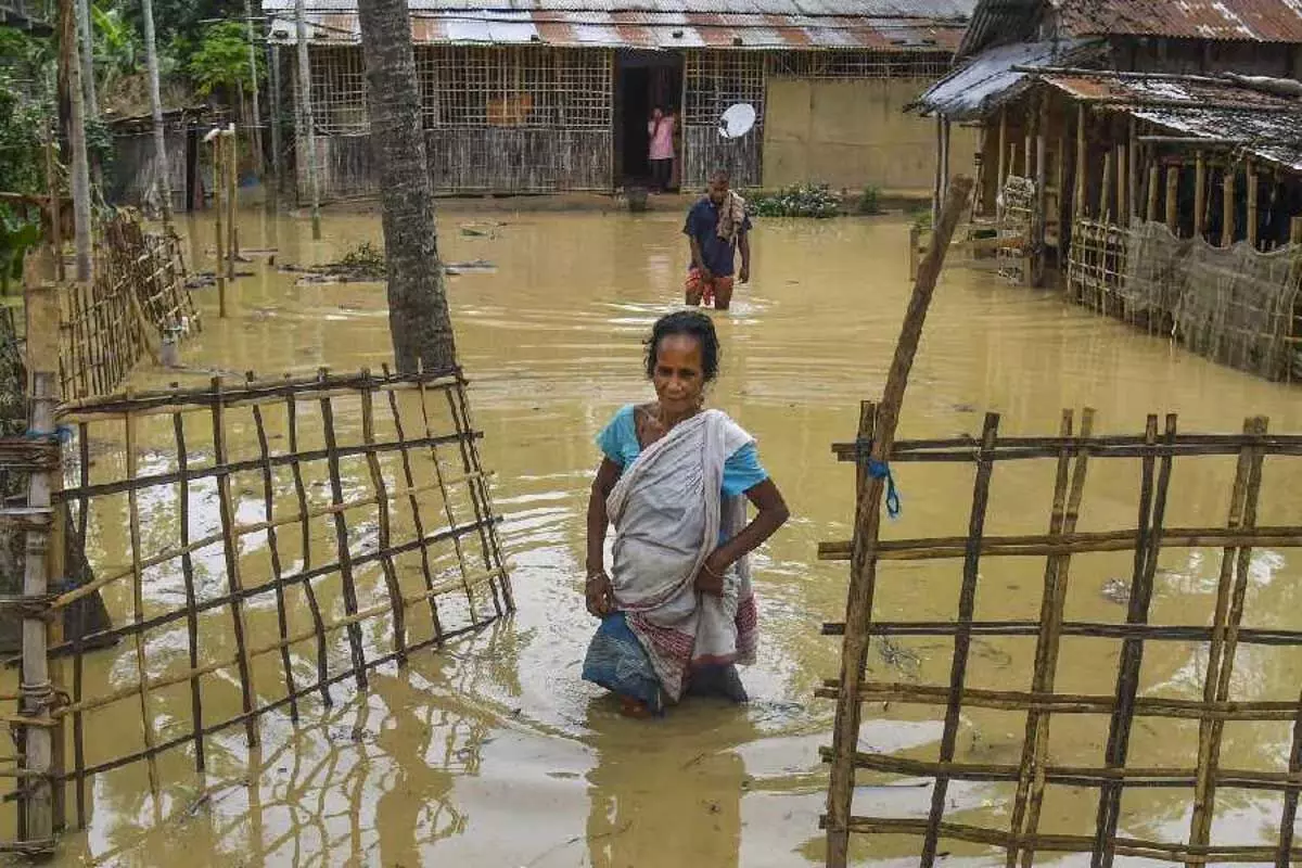 assam news : नागांव जिले में बाढ़ की स्थिति बदतर, 100 से अधिक गांव प्रभावित