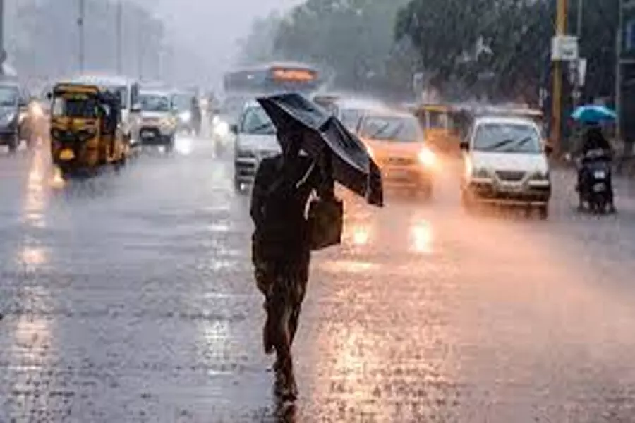 Tamil Nadu के 17 जिलों में भारी बारिश का अनुमान