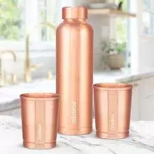 Copper bottle : प्लास्टिक की बजाय तांबे की बोतल में पिएं पानी  होगा सेहत को फायदा