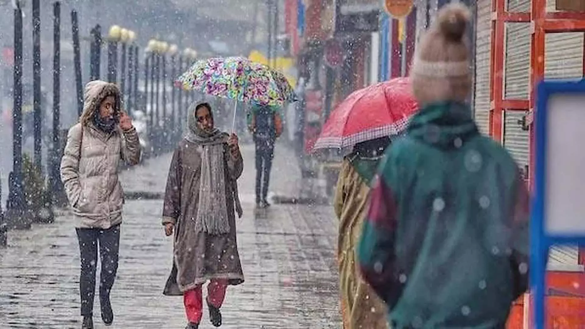 chance of rain: कश्मीर घाटी में इस सप्ताह बारिश की संभावना, मौसम विभाग