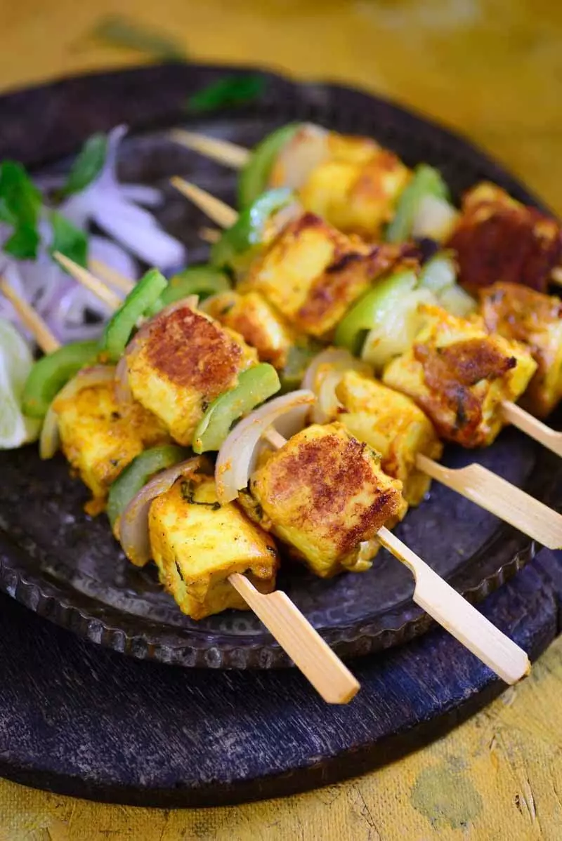 MALAI PANEER TIKKA : घर पर बनाइये टेस्टी पनीर टिक्का जानिए इसकी रेसिपी