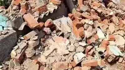 Hyderabad News: हैदराबाद में दीवार गिरने से दो बच्चों की मौत