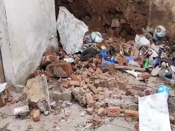 Telangana: बाबुल रेड्डी नगर में दीवार गिरने से 2 बच्चों की मौत, 3 घायल